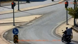 Plakayı kapatıp kırmızı ışıkta geçen sürücüye 7 bin lira ceza kesildi