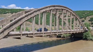 Pülümürlüler depremde yıkılma riski bulunan Mutu Köprüsünün yenilenmesini istiyor