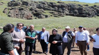 Rektör Emiroğlu, Hanak Harosman Kanyonunda İncelemelerde Bulundu