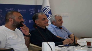 Rektör Hamza Al, uluslararası öğrencilerle bir araya geldi