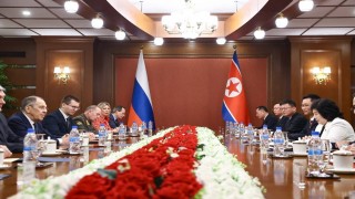 Rusya Dışişleri Bakanı Lavrov, Kuzey Korede mevkidaşı Choe ile görüştü