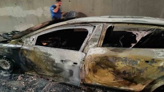 Sabiha Gökçen Havalimanı Tünelinde otomobil alev alev yandı