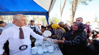 Şahinbey Belediyesi aşure geleneğini sürdürüyor