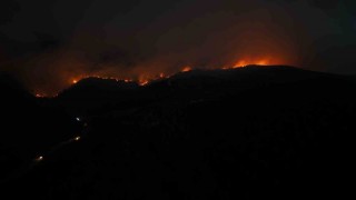 Sakaryadaki orman yangınında 28inci saat: Alevlerin boyutu hava kararınca ortaya çıktı