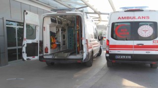 Saman balyası aktarırken düşerek yaralandı