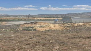 Saman yüklü tır çıkan yangında kül oldu