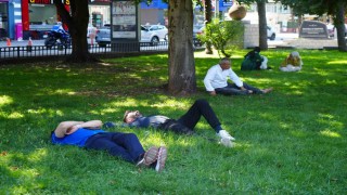 Samsunda sıcaklık 33 dereceyi, nem yüzde 90ı aştı