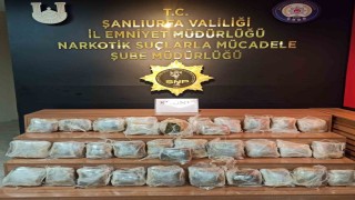 Şanlıurfada 24 kilogram skunk ele geçirildi: 2 gözaltı