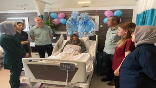 Şanlıurfada 53 yaşındaki kadın ikiz bebek dünyaya getirdi