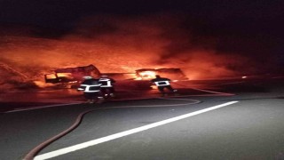 Şanlıurfada devrilen akaryakıt tankeri alev alev yandı