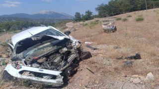 Şarampole uçan hafif ticari aracın sürücüsü yaralandı