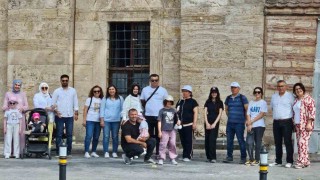 Sarıgöllü öğretmenler Bursanın tarihi dokusunu keşfetti