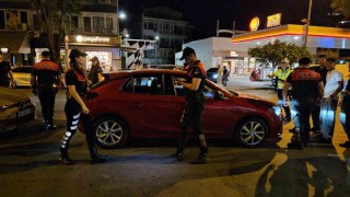 Sarıyerde gerçekleştirilen genel güvenlik ve asayiş uygulamasında bin 585 kişi kontrol edildi