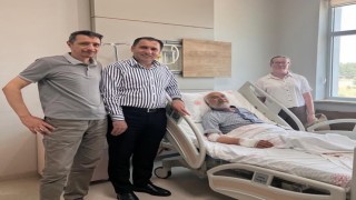 Şehit babasına geçmiş olsun ziyareti