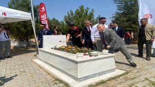 Şehit Fatih Dalgıç kabri başında dualarla anıldı