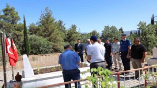 Şehit Uzman Çavuş Ceylan, mezarı başında anıldı