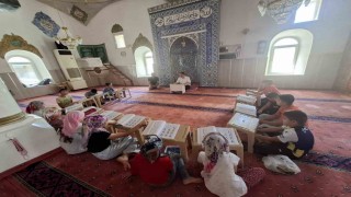 Selendide camiler çocuk sesleriyle şenlendi