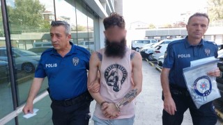 Sevgilisinin akrabasını bıçakladı