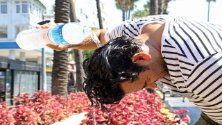 Sıcak çarpması, beyin kanaması ve kalp krizine neden olabilir!