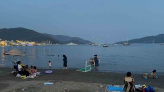 Sıcak havalar denize giriş saatlerini de değiştirdi