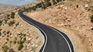 Siirtte 9 bin metrelik yol sıcak asfaltla buluştu