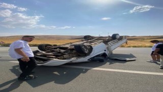 Siirtte takla atan pikap sürücü yaralandı