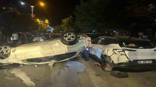 Siirtte trafik kazası: 1i ağır 5 yaralı