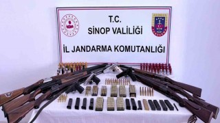 Sinopta kaçak silah ve ürün operasyonu: 5 gözaltı
