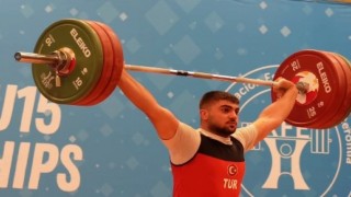 Şırnaklı halterci Sefkan Sümenden Avrupa rekoru ve 3 madalya