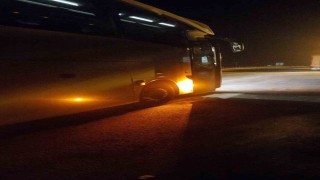 Sivasta otoyolda otobüsün çarptığı yaya hayatını kaybetti