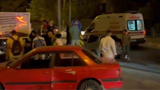 Sökede otomobil ile motosiklet çarpıştı: 2 yaralı