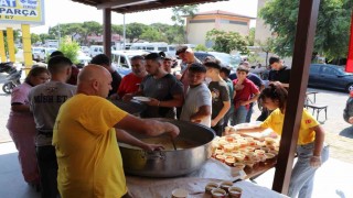 Sökede sanayi esnafından aşure hayrı