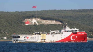 Somalideki görevini tamamlayan Oruç Reis Çanakkale Boğazından geçti