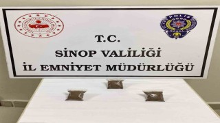 Şüpheli şahsın üzerinden uyuşturucu çıktı