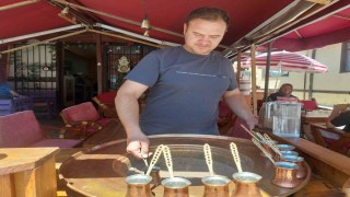 Tarihi Odunpazarı bölgesi esnafı umudunu yaz sonuna bağladı