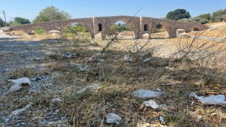 Tarihi Yunan Köprüsüne çevre düzenlemesi istiyorlar