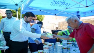 Tarsus Belediyesinden Muharrem Ayına özel aşure ikramı