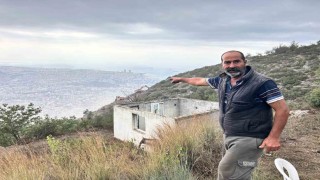 Taş ocağında gerçekleştirilen patlamalarda savrulan taşlardan canlarını zor kurtardılar