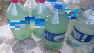 Tekirdağda musluklardan yeşil su aktı, mahalleli isyan etti