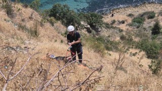 Tekirdağda uçurumdan düşen yaralı genç bulundu