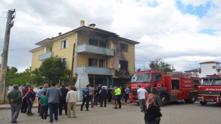Televizyonun patlaması 3 katlı evi küle çevirdi