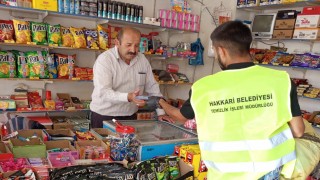 Temiz bir Hakkari için 2 bin broşür dağıtıldı