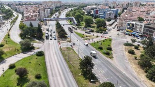 Tepebaşı kavşağı kapatıldı, kent içi toplu taşıma güzergâhları değişti