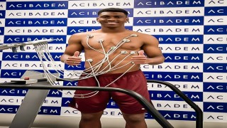 Trabzonspor, Brezilyalı golcü Augusto ile 4+1 yıllık sözleşme imzaladı