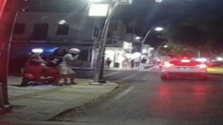 Trafikte birbirlerine girdiler: O anlar kamerada