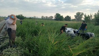 Trenin çarptığı araçta tatile gelen gurbetçi vatandaş öldü