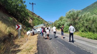 Tuncelide trafik kazası: 3 yaralı