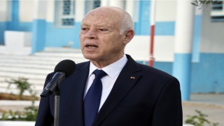 Tunus Devlet Başkanı Said, ABDnin Afrika Özel Temsilcisi Boulosa Gazzeli çocukların fotoğraflarını gösterdi