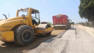 Turgutlu Belediyesi Fen İşleri Müdürlüğünden eş zamanlı ve yoğun yol mesaisi