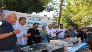 Turgutlu Belediyesinden aşure hayrı